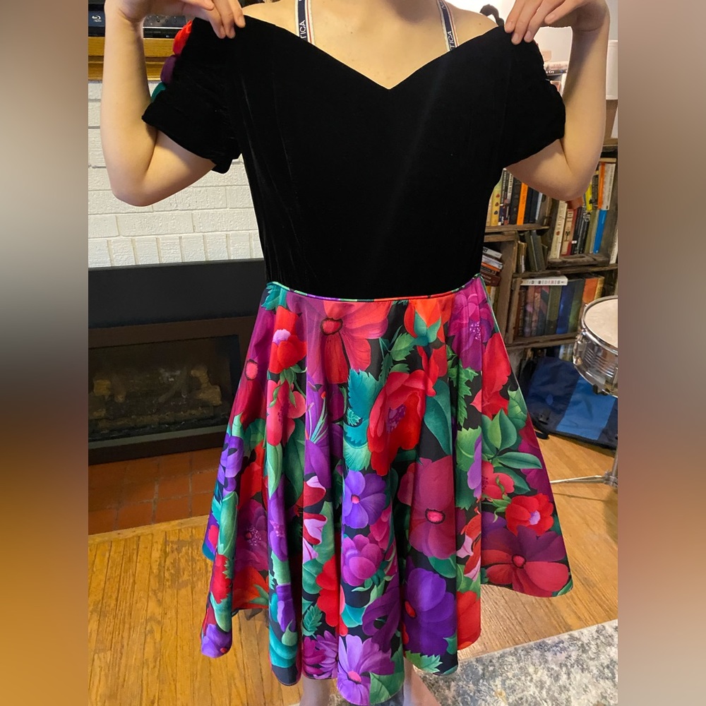 New Mode Crushed Velvet Vintage Dress